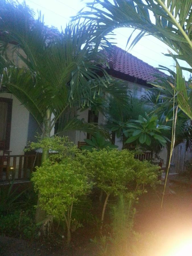 Family Bungalow Gili Meno Exterior foto